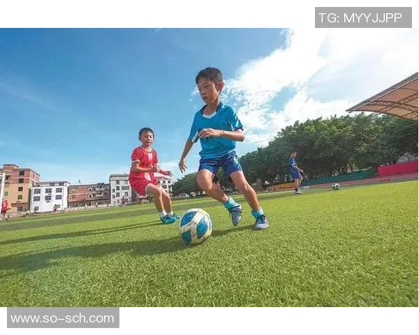 跑男踢足球的球星是谁 他在节目中的精彩表现引发热议