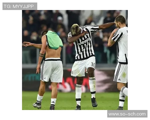 戴维斯携手品牌代言引领足球潮流 运动与时尚完美融合