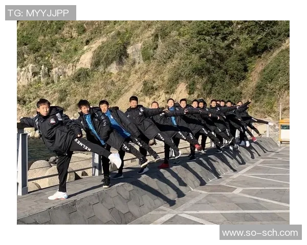 野生足球星的成长故事与拼搏历程展现草根力量与梦想激情